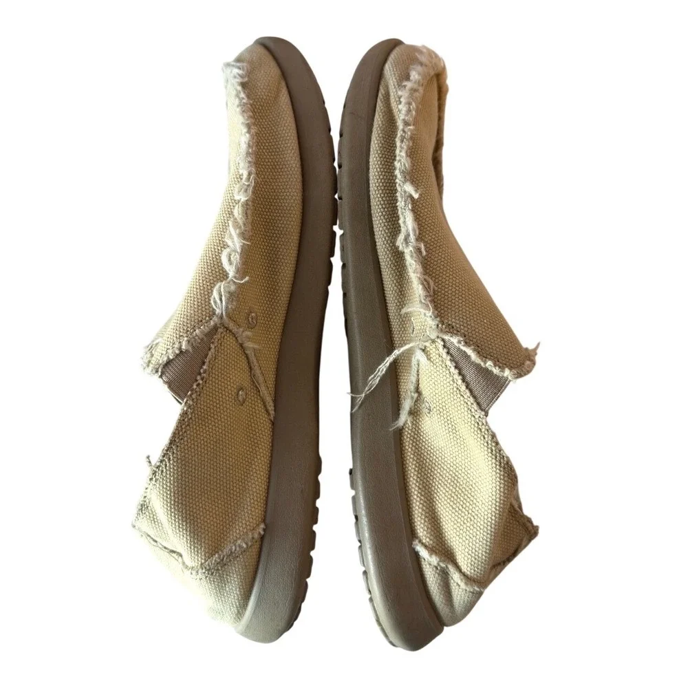 Crocs Men's Santa Cruz Loafers Khaki Canvas Size 9 Frayed Edges Croslite Foam